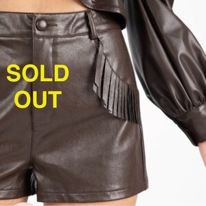 KITTENISH Dark Brown Faux Leather Fringe Pocket Western Boho Shorts Sz Small NWT